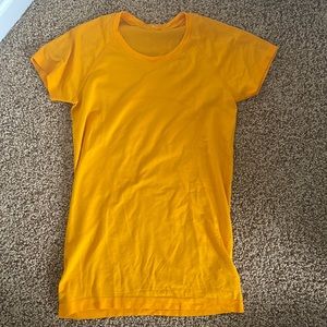 Lululemon Swiftly Tech Short Sleeve